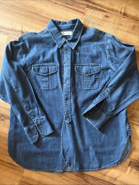 Madewell Tops - Madewell Indigo Denim Button-Front Shirt